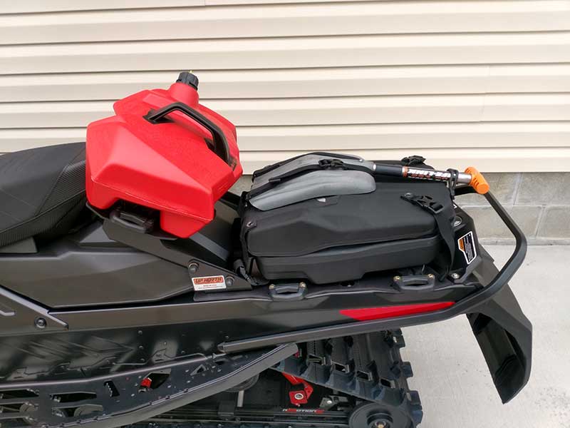 X3 Trail with LINQ™ 11 liter fuel caddy in the forward position and LINQ™ slim tunnel bag.